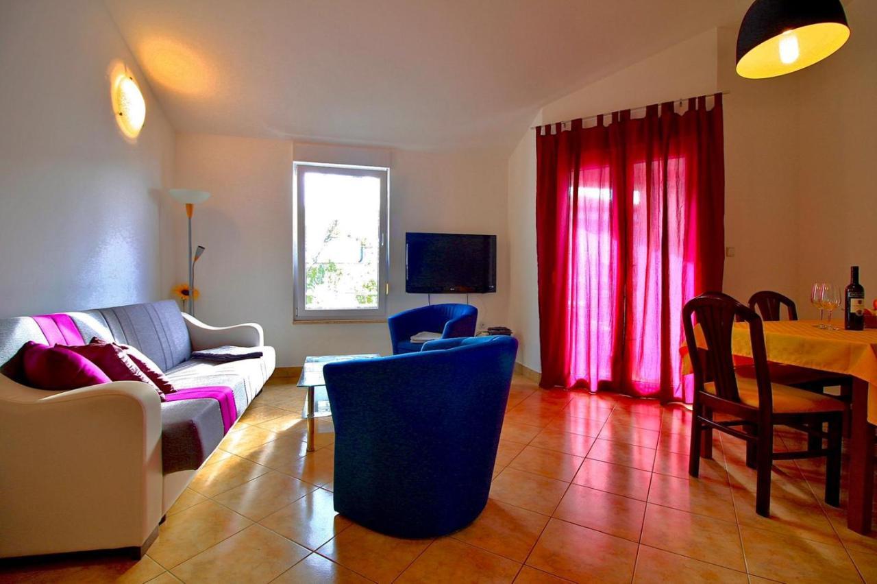 Apartman Maja Pjescana ปิเยชชานา อูวาลา ภายนอก รูปภาพ